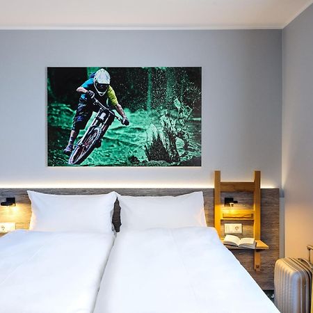 Felix Hotel Кауфбойрен Экстерьер фото